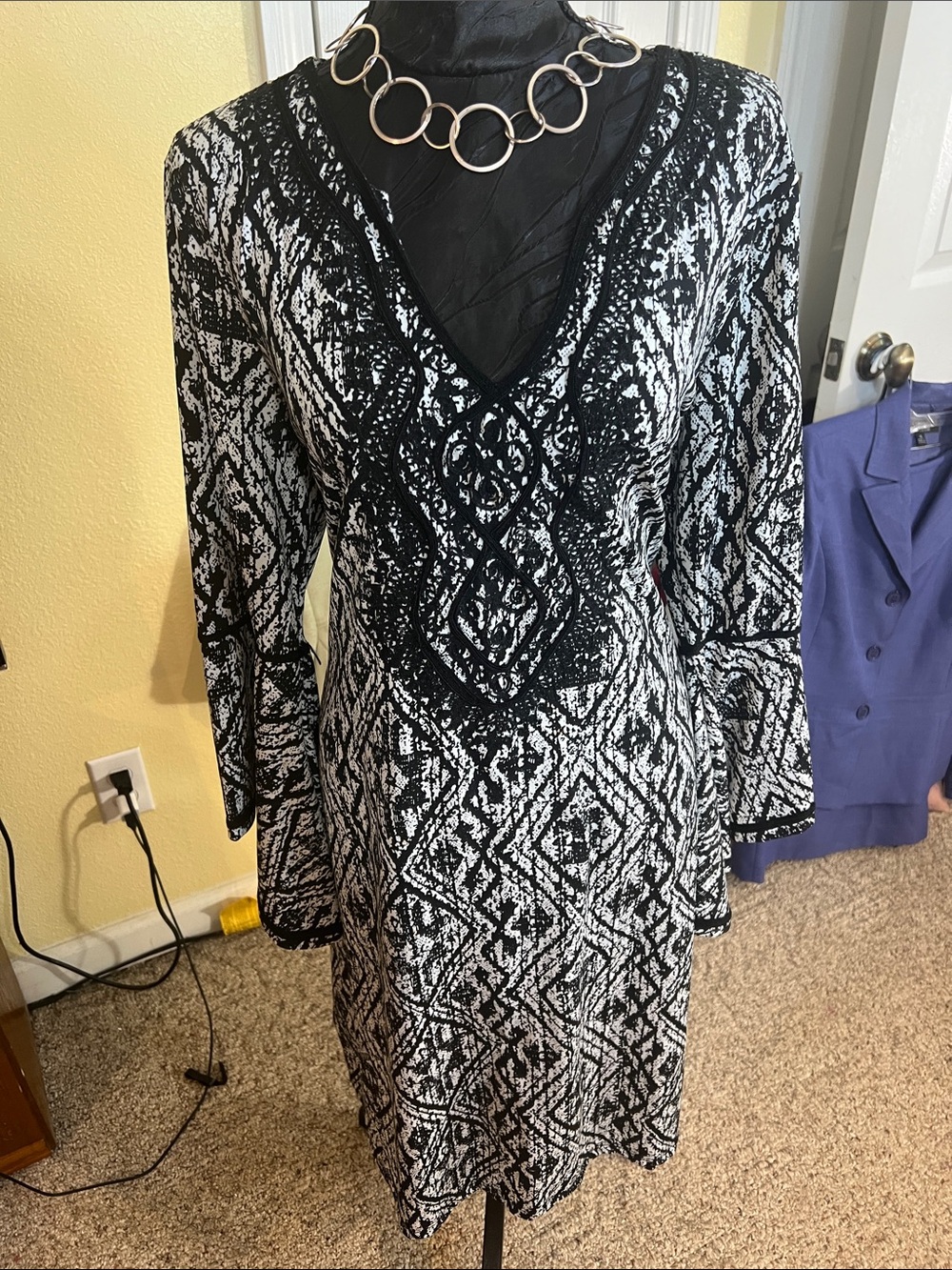 Haani Black & White V-Neck Midi Dress